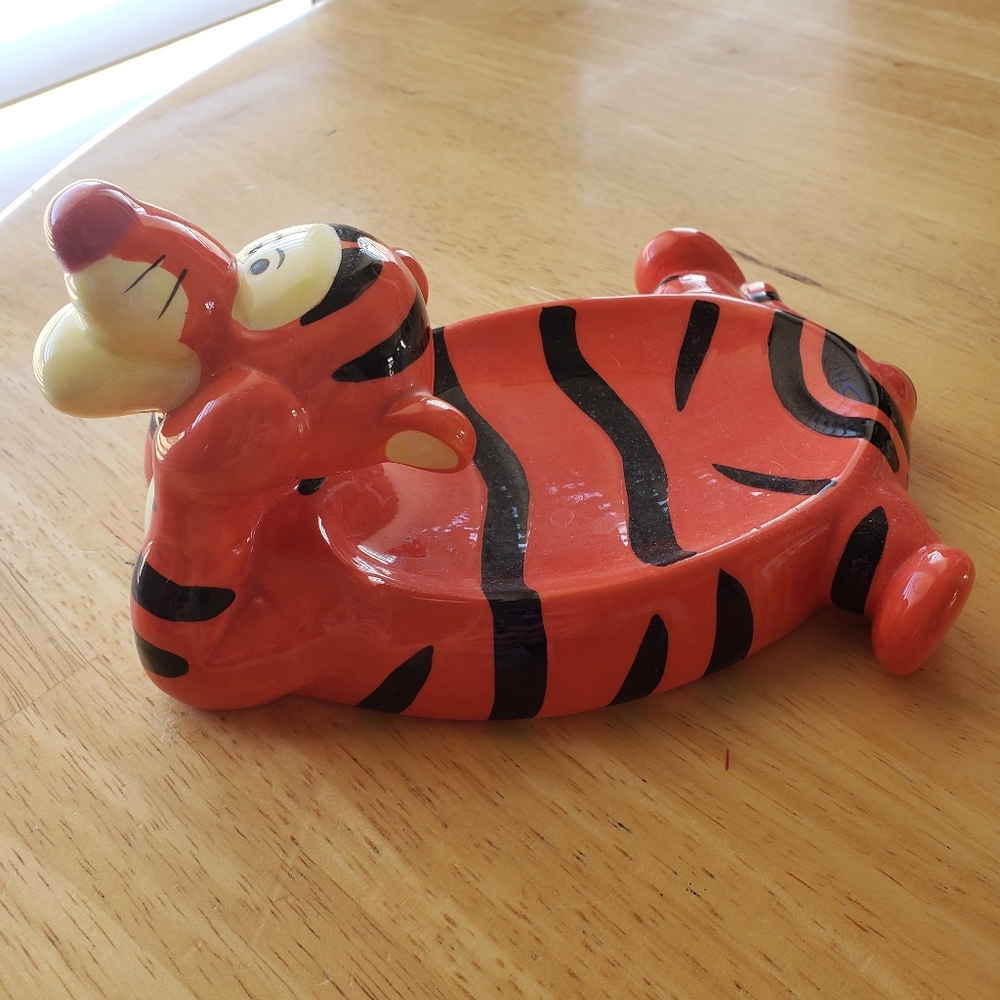 Tigger soap dish